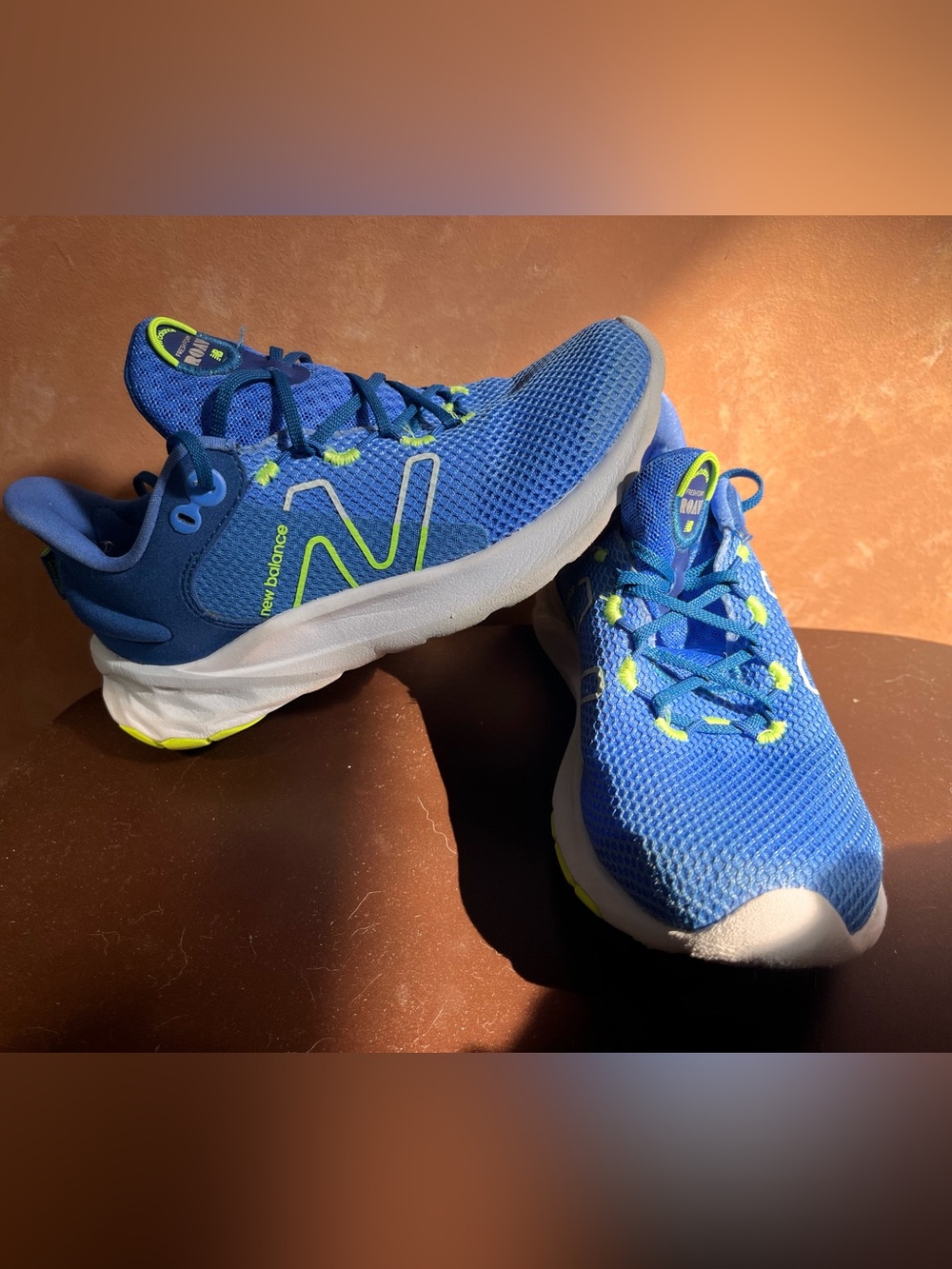 New Balance NB Kids Blue Mesh Sneakers with Neon Yellow Accents Sz 1